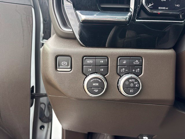 Used 2024 GMC Sierra 1500 SLT w/ SLT Premium Plus Package AWD/4WD image 24