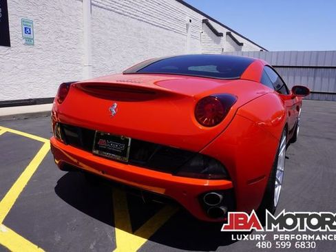 Used 2014 Ferrari California RWD image 44
