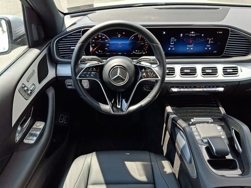 Used 2024 Mercedes-Benz GLE 450e 4MATIC image 12
