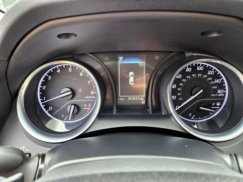 Used 2020 Toyota Camry SE image 26