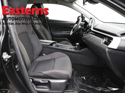 Used 2021 Toyota C-HR LE FWD image 23