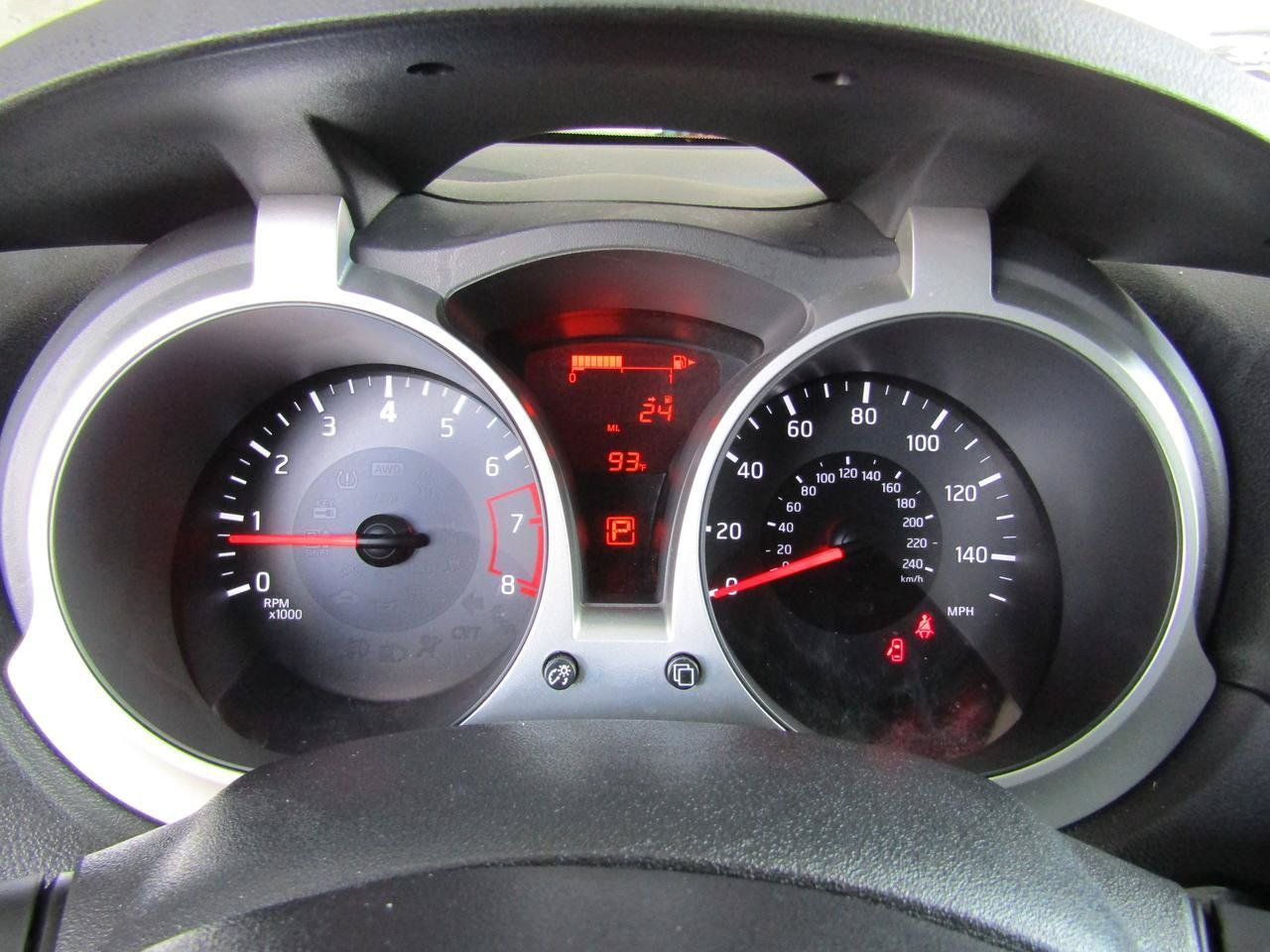 Used 2016 Nissan Juke S FWD image 14
