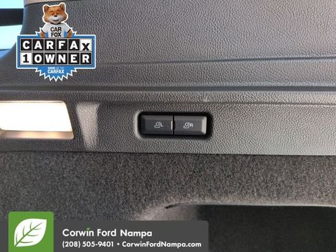 Used 2025 Lincoln Corsair Reserve w/ Equipment Group 202A AWD/4WD image 29