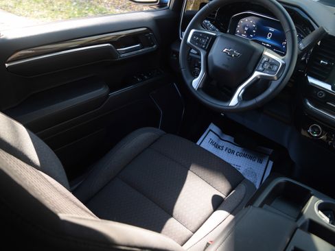 Used 2024 Chevrolet Silverado 1500 LT Trail Boss w/ Protection Package image 2