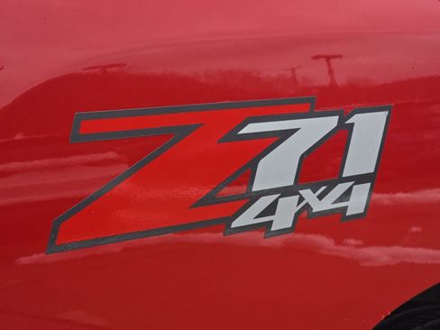 Used 2010 Chevrolet Silverado 1500 LTZ w/ Suspension Package, Off-Road image 31