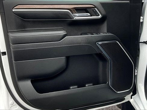 Used 2023 Chevrolet Silverado 1500 LT image 13