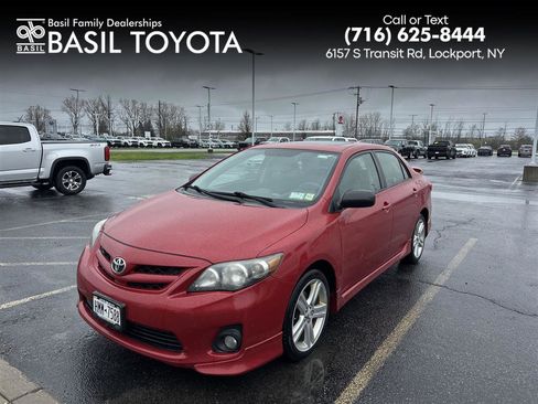 Used 2013 Toyota Corolla S w/ Premium Pkg FWD image 1