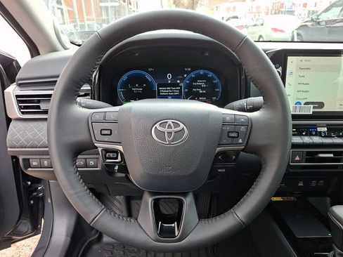 Used 2026 Toyota Camry XLE w/ Premium Package image 20