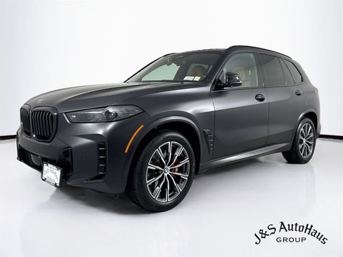 Used 2026 BMW X5 xDrive40i w/ M Sport Package AWD/4WD image 3