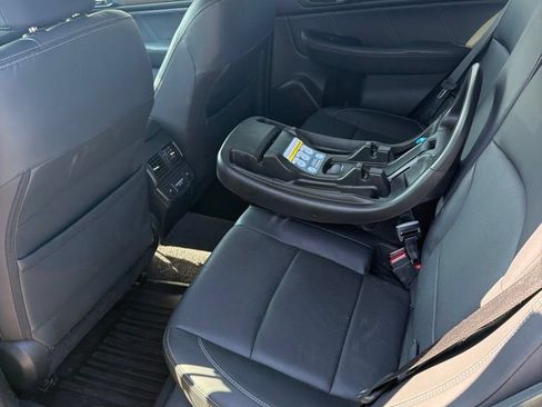 Used 2018 Subaru Outback 3.6R Limited AWD/4WD image 14
