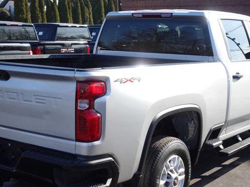 Used 2022 Chevrolet Silverado 2500 W/T w/ WT Convenience Package AWD/4WD image 13