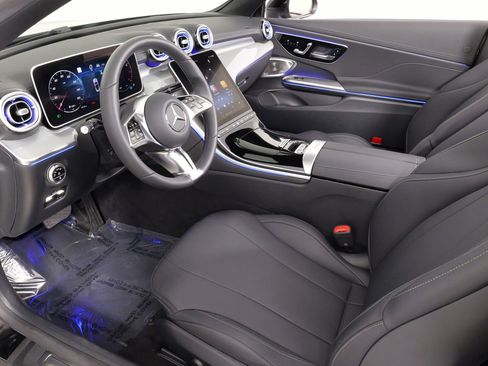 Used 2024 Mercedes-Benz CLE 300 4MATIC Cabriolet image 32