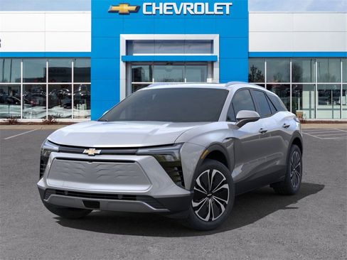 New 2025 Chevrolet Blazer EV LT image 6