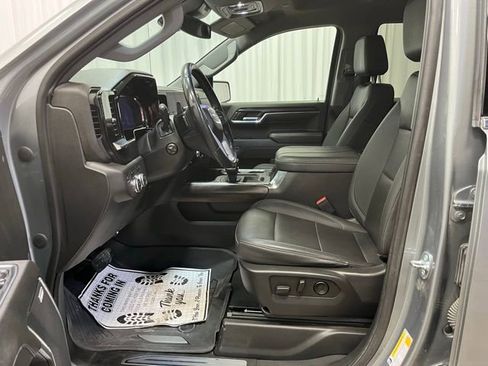 Used 2023 GMC Sierra 1500 SLT w/ SLT Premium Package image 4