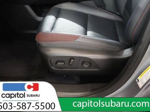 Used 2025 Chevrolet Equinox RS AWD/4WD image 13
