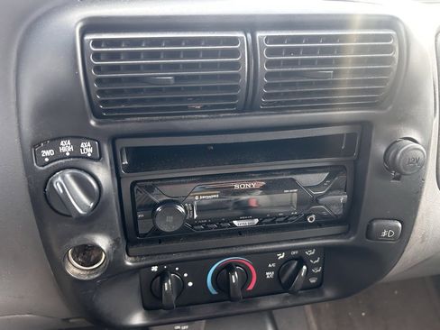 Used 2002 Ford Ranger XLT image 14