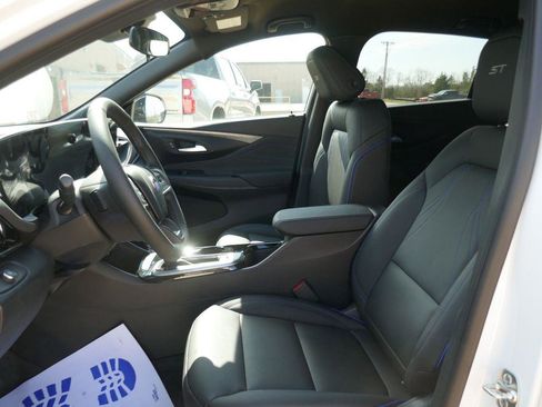 New 2026 Buick Envista Sport Touring w/ Convenience I Package FWD image 15