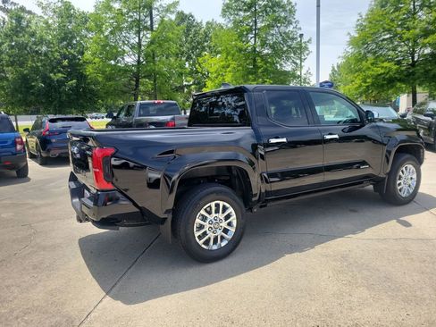 Used 2025 Toyota Tacoma 4x4 Double Cab Hybrid image 7