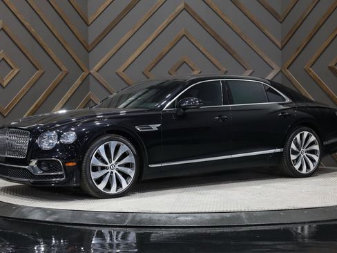 Used 2020 Bentley Flying Spur W12 image 59