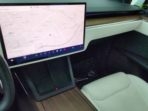 Used 2022 Tesla Model X AWD/4WD image 45
