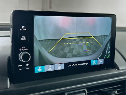 Used 2025 Honda Pilot EX-L image 22