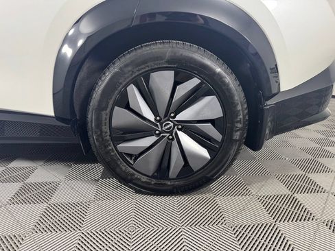 Used 2023 Nissan Ariya FWD image 36