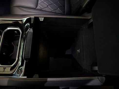 Used 2023 Jeep Grand Wagoneer Series III image 14