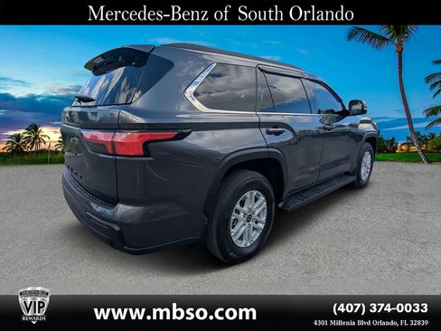 Used 2023 Toyota Sequoia 4WD image 18