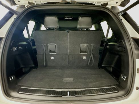 Used 2024 Jeep Grand Cherokee L Limited w/ Luxury Tech Group II image 32