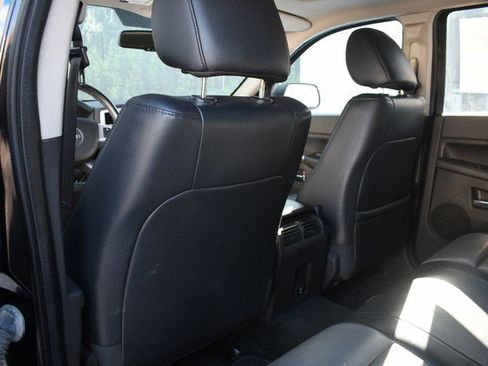 Used 2009 Jeep Grand Cherokee Laredo image 22