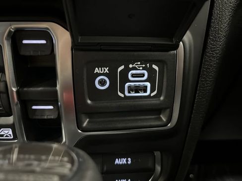 New 2025 Jeep Wrangler Unlimited Rubicon 392 image 24