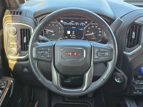 Used 2021 GMC Sierra 1500 AT4 w/ AT4 Value Package image 6
