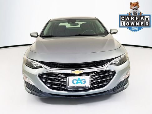 Used 2024 Chevrolet Malibu LT FWD image 2
