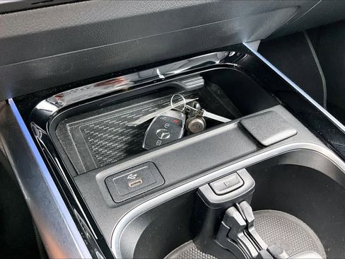 Used 2025 Mercedes-Benz GLA 250 image 60