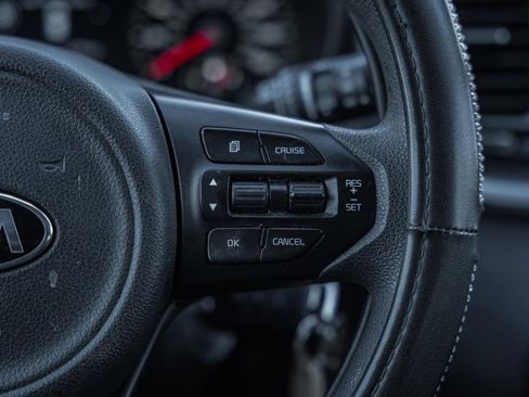 Used 2017 Kia Sorento LX image 20