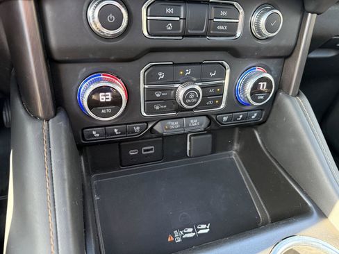 Used 2022 GMC Yukon AT4 w/ Max Trailering Package image 18