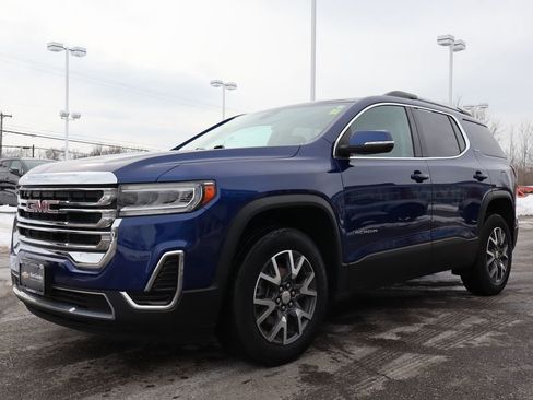 Used 2023 GMC Acadia SLE w/ Driver Convenience Package image 8