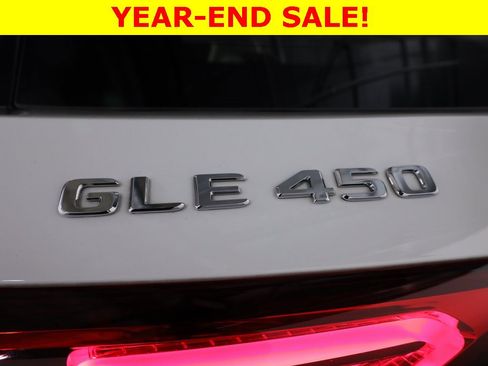 Certified 2022 Mercedes-Benz GLE 450 4MATIC w/ Revised AMG Line Exterior image 49