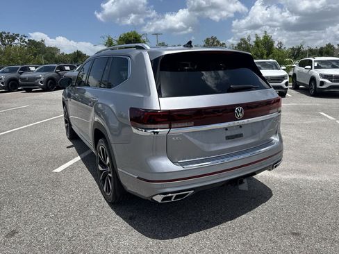 Used 2026 Volkswagen Atlas SEL Premium R-Line AWD/4WD image 12