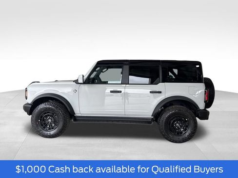 New 2026 Ford Bronco Outer Banks w/ Sasquatch Package AWD/4WD image 2