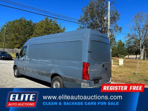 Used 2019 Mercedes-Benz Sprinter 170 image 5