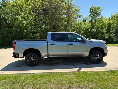 New 2026 Chevrolet Silverado 1500 LT Trail Boss w/ LT Trail Boss Premium Package AWD/4WD image 10