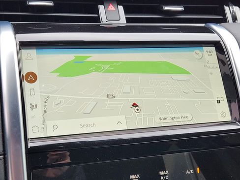 Certified 2023 Land Rover Discovery Sport SE image 22