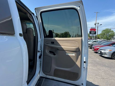 Used 2002 Chevrolet Silverado 2500 LT w/ Off-Road Skid Plate Pkg image 15