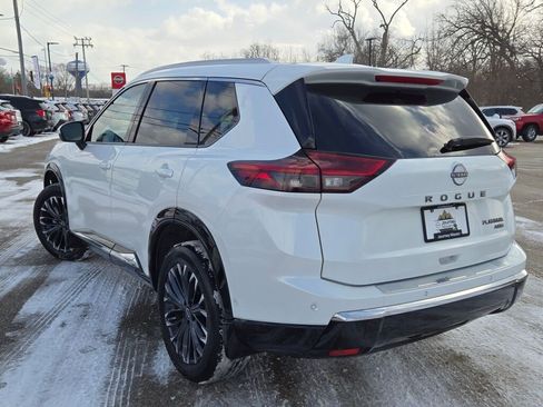Used 2024 Nissan Rogue Platinum w/ Platinum Premium Package image 19