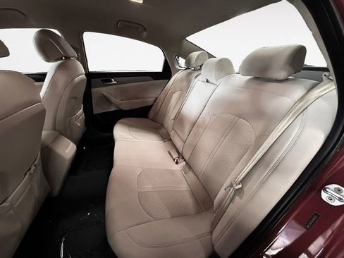 Used 2016 Hyundai Sonata SE image 12