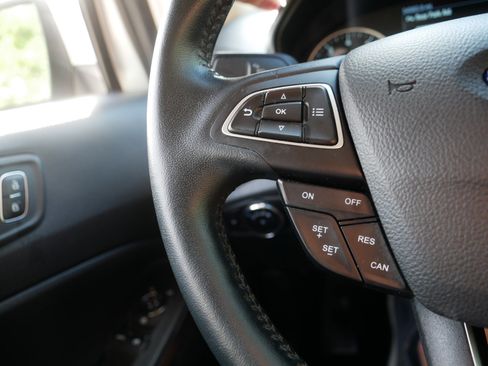 Used 2020 Ford EcoSport SE w/ SE Convenience Package FWD image 28