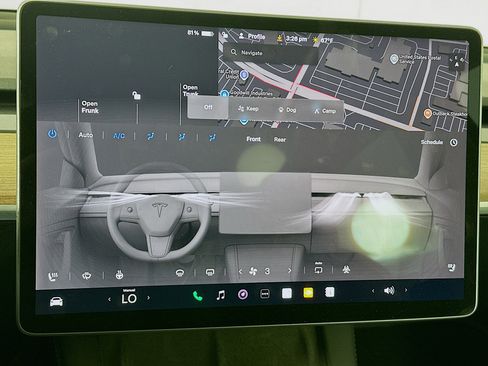 Used 2022 Tesla Model Y Long Range image 23