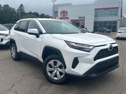New 2025 Toyota RAV4 LE