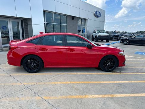 Used 2022 Honda Civic Sport image 8
